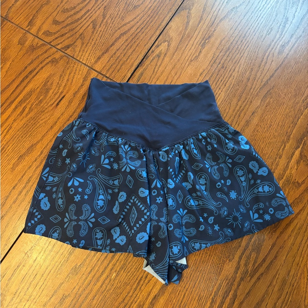 Offline by aerie real me crossover flowy shorts blue printed womens XS